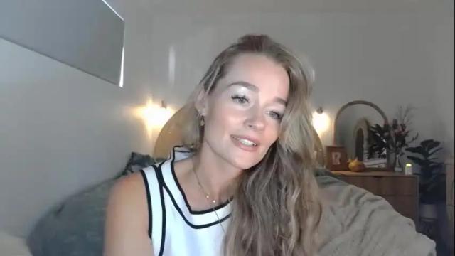 Image 7 of lolaoohlala Stream on Chaturbate on 1 month ago