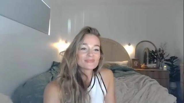 Image 8 of lolaoohlala Stream on Chaturbate on 1 month ago