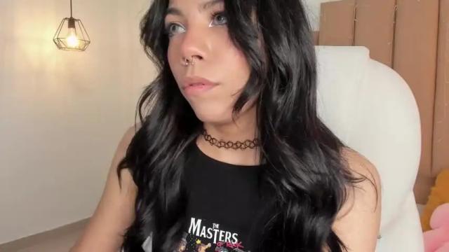 Image 3 of lolarose01 Stream on Chaturbate on 18 months ago
