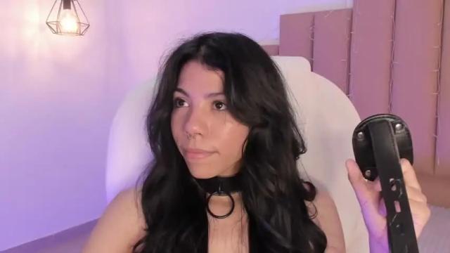 Image 12 of lolarose01 Stream on Chaturbate on 18 months ago