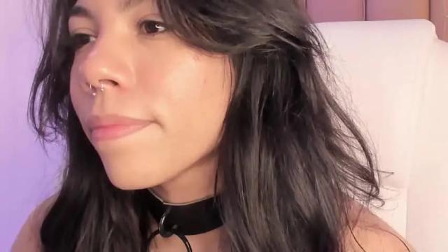 Image 3 of lolarose01 Stream on Chaturbate on 18 months ago