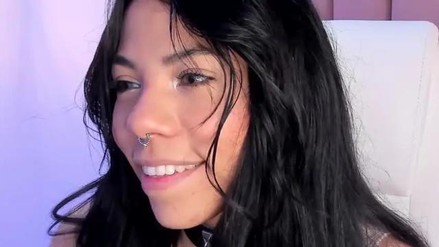 Image 10 of lolarose01 Stream on Chaturbate on 17 months ago