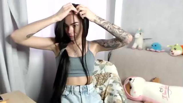 Image 4 of lolasweetkitty Stream on Chaturbate on 20 months ago