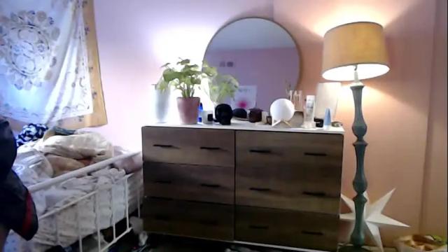 Image 2 of lolasyren Stream on Chaturbate on 24 months ago