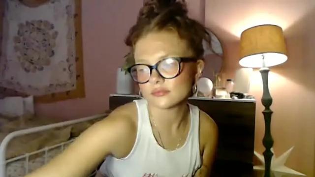 Image 11 of lolasyren Stream on Chaturbate on 24 months ago