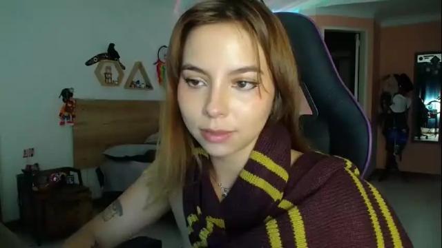 Image 3 of lolaverse Stream on Chaturbate on 2 months ago