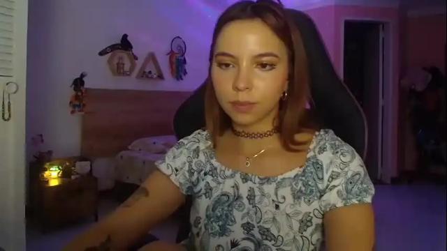 Image 10 of lolaverse Stream on Chaturbate on 1 month ago