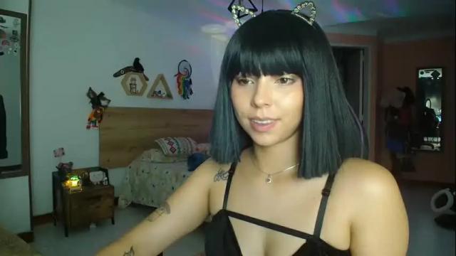 Image 10 of lolaverse Stream on Chaturbate on 1 month ago