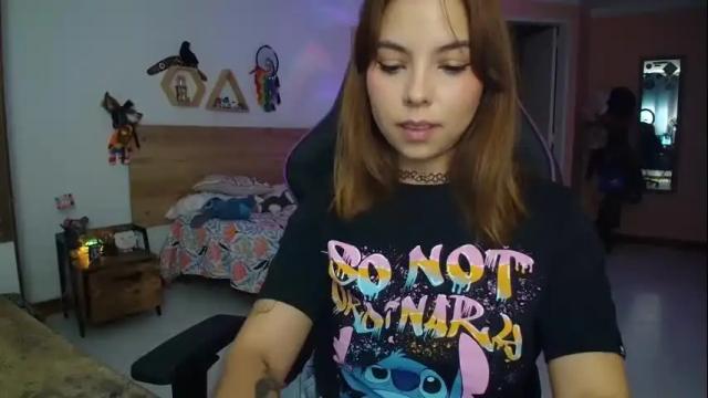 Image 10 of lolaverse Stream on Chaturbate on 1 month ago