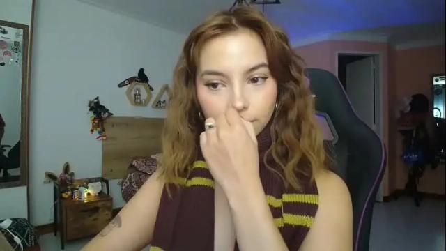 Image 11 of lolaverse Stream on Chaturbate on 1 month ago