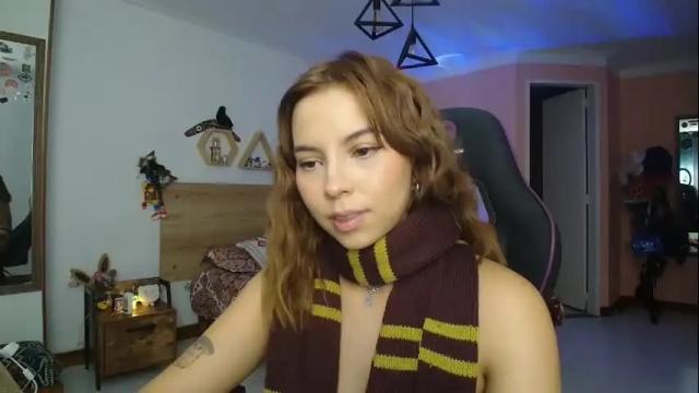 Image 3 of lolaverse Stream on Chaturbate on 1 month ago