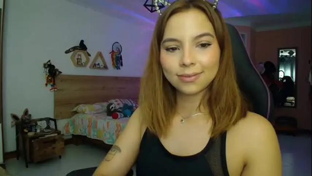 Image 10 of lolaverse Stream on Chaturbate on 28 days ago