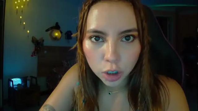 Image 12 of lolaverse Stream on Chaturbate on 1 month ago