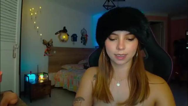 Image 2 of lolaverse Stream on Chaturbate on 28 days ago