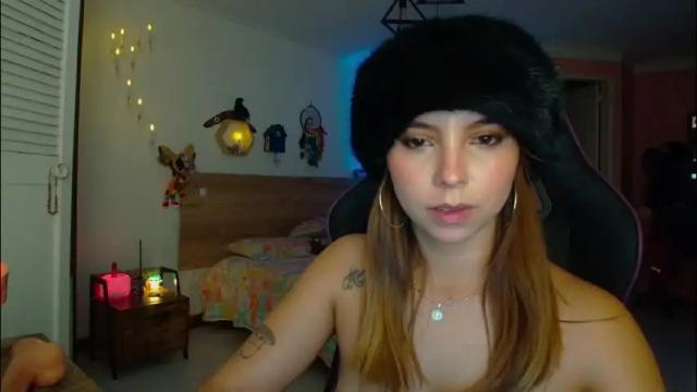 Image 3 of lolaverse Stream on Chaturbate on 28 days ago