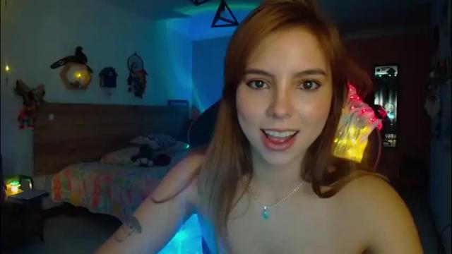 Image 4 of lolaverse Stream on Chaturbate on 27 days ago