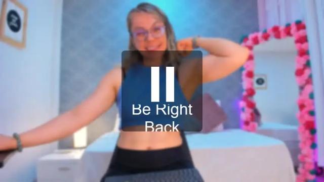 Image 12 of lolawinx_ Stream on Chaturbate on 14 months ago