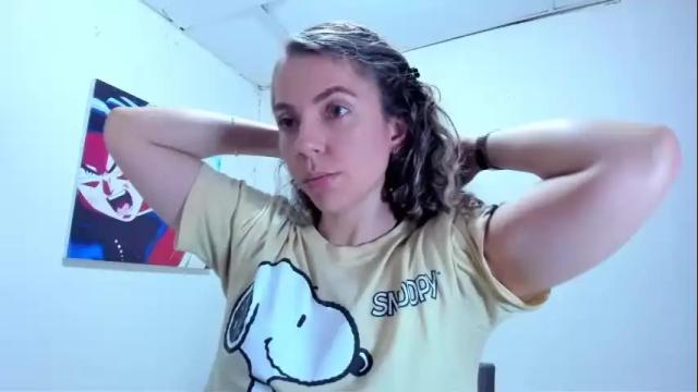 Image 2 of lolawinx_ Stream on Chaturbate on 2 months ago