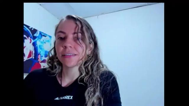 Image 3 of lolawinx_ Stream on Chaturbate on 1 month ago