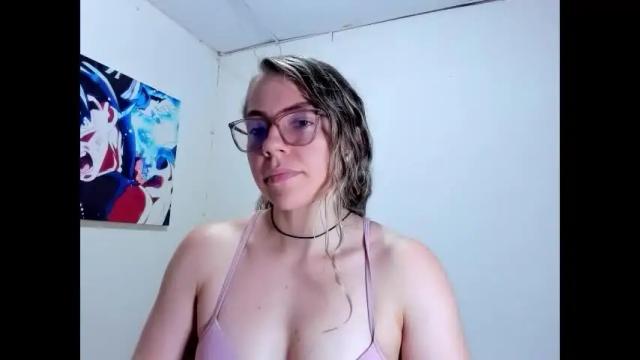 Image 4 of lolawinx_ Stream on Chaturbate on 1 month ago