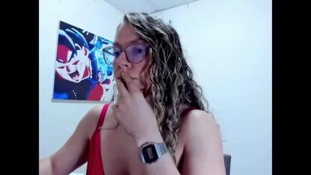 Image 11 of lolawinx_ Stream on Chaturbate on 1 month ago