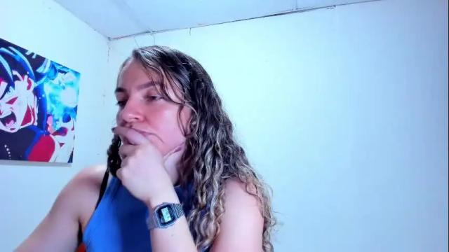Image 2 of lolawinx_ Stream on Chaturbate on 27 days ago