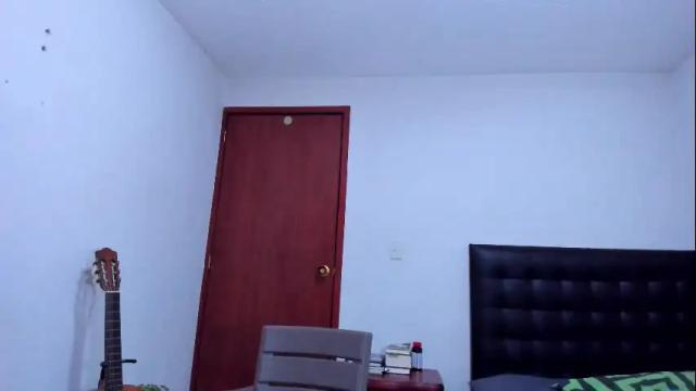 Image 2 of lolawinx_ Stream on Chaturbate on 14 days ago