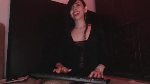 Image 8 of lolifantasy Stream on Chaturbate on 26 months ago