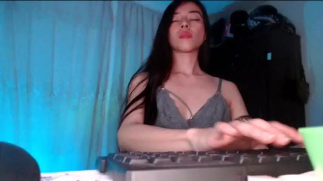Image 11 of lolifantasy Stream on Chaturbate on 22 months ago