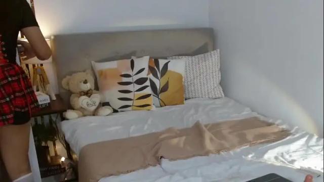Image 10 of lolli_rosie Stream on Chaturbate on 12 days ago