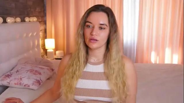 Image 12 of lollidoli__ Stream on Chaturbate on 1 month ago