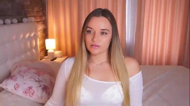Image 4 of lollidoli__ Stream on Chaturbate on 1 month ago
