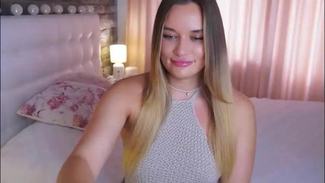 Image 4 of lollidoli__ Stream on Chaturbate on 2 months ago