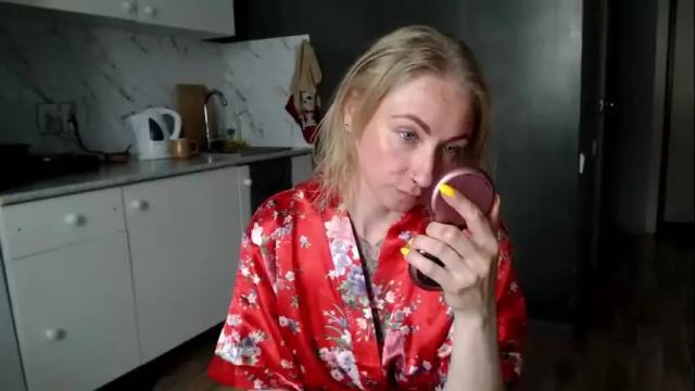 Image 11 of lollifox_1 Stream on Chaturbate on 17 days ago