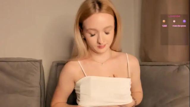 Image 11 of lolliis Stream on Chaturbate on 26 days ago