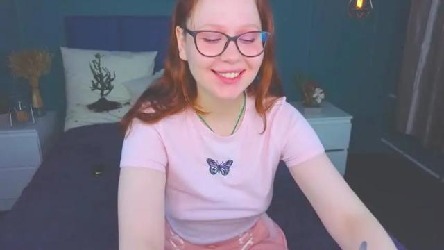 Image 4 of lolly_click Stream on Chaturbate on 17 months ago