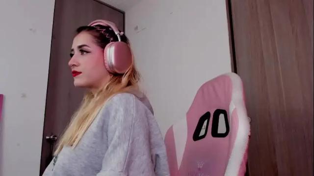Thumbnail 1, lolly_js_'s Stream at Chaturbate, 16 hours ago