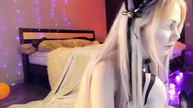 Image 12 of lolly_molly13 Stream on Chaturbate on 18 months ago