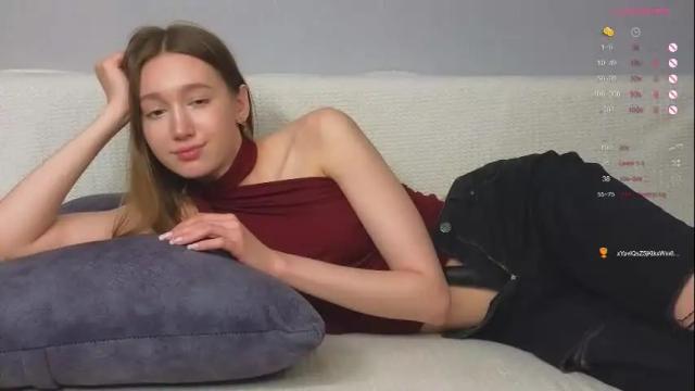 Image 8 of lolly_monica Stream on Chaturbate on 1 month ago