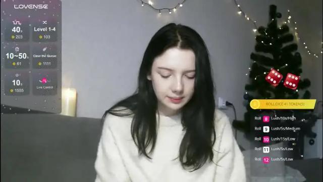 Image 2 of lollylol11 Stream on Chaturbate on 16 days ago