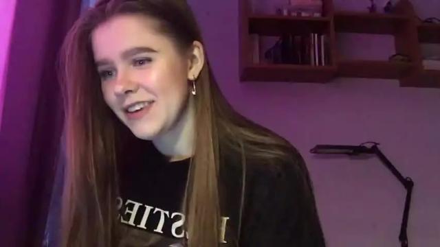 Image 3 of lollyross Stream on Chaturbate on 20 months ago