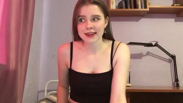Image 3 of lollyross Stream on Chaturbate on 20 months ago