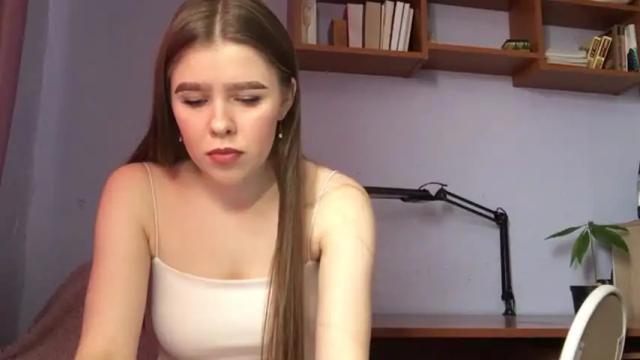 Image 10 of lollyross Stream on Chaturbate on 19 months ago