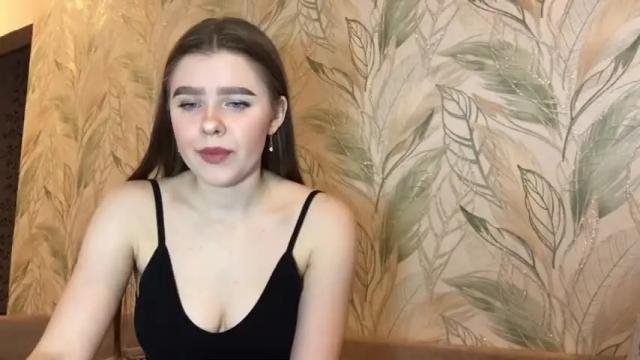 Image 8 of lollyross Stream on Chaturbate on 19 months ago