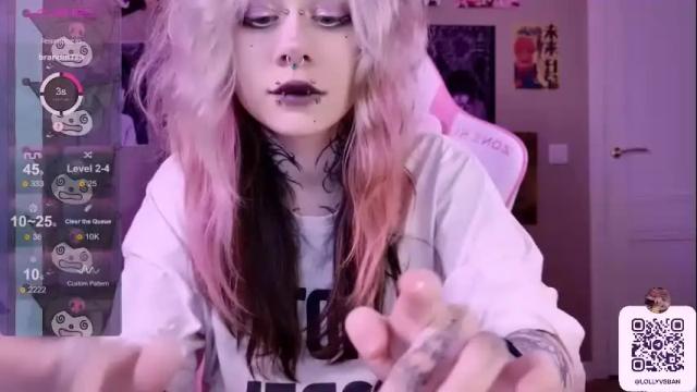 Image 2 of lollyshy__ Stream on Chaturbate on 1 month ago