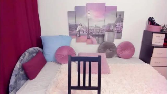 Image 3 of lolomercier Stream on Chaturbate on 3 months ago