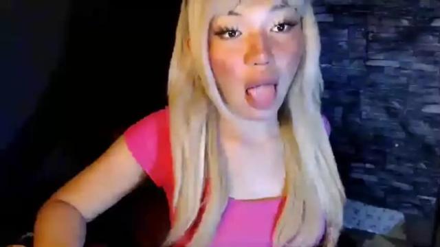 Image 6 of loloveyxx Stream on Chaturbate on 18 months ago