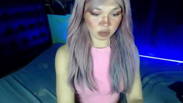 Image 3 of loloveyxx Stream on Chaturbate on 18 months ago