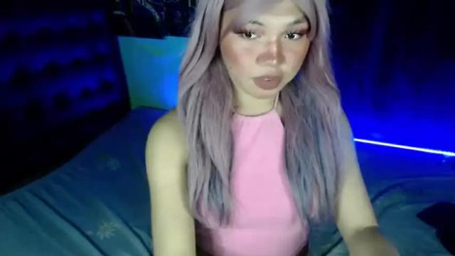 Image 8 of loloveyxx Stream on Chaturbate on 18 months ago