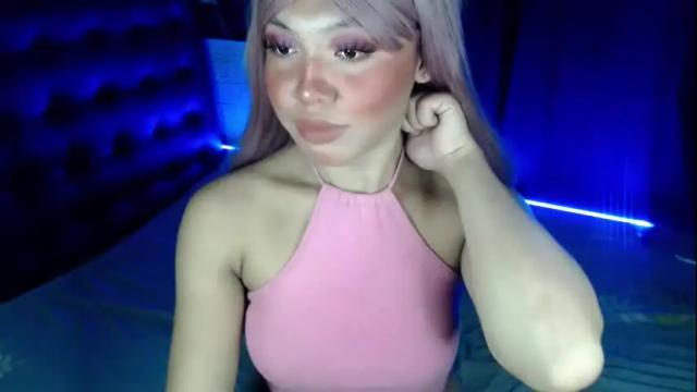 Image 3 of loloveyxx Stream on Chaturbate on 18 months ago